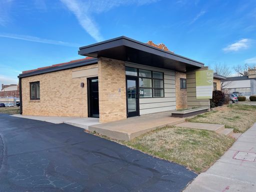Downtown Springfield Office Space right on the corner of Kimbrough and Walnut – photo 1