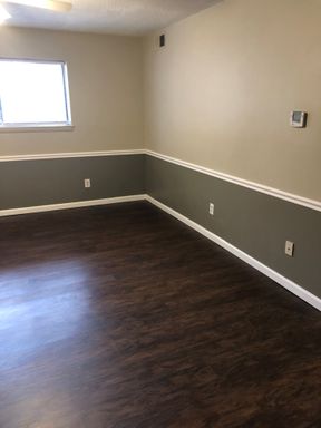 1 Bed 1 Bath Rental at 810 Laclede St apt 2, Lebanon, MO – photo 1