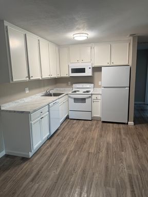 2 Bed 1 Bath Rental at 2080 W La Loma Drive - 17, Rancho Cordova, CA – photo 1