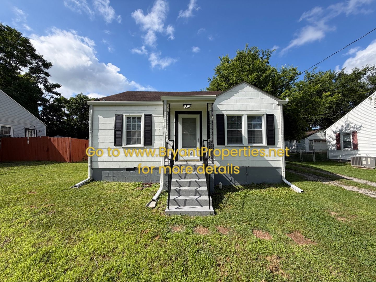 Madison House: 644 Carmel Ave
