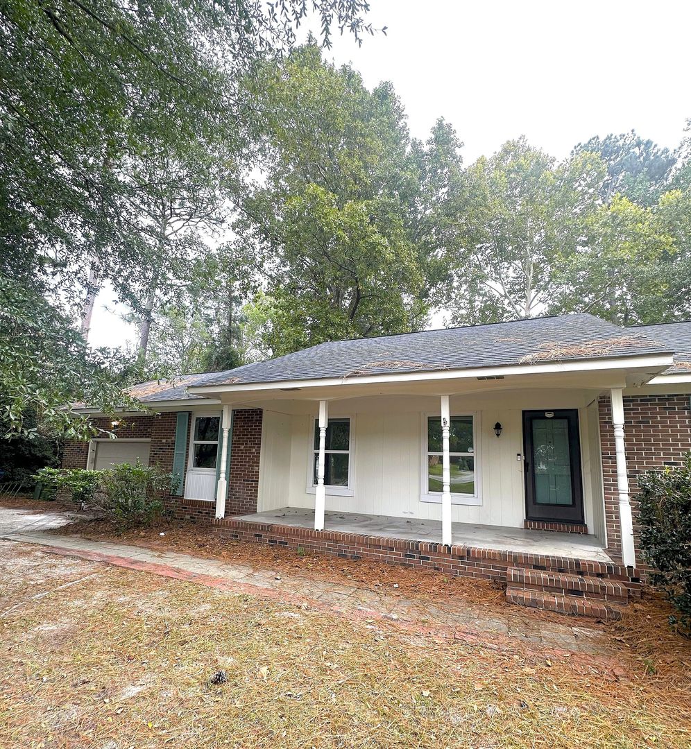 Wilmington House: 5102 Clear Run Drive