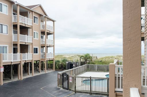 (C271) 1101 Lake Park Blvd S, Unit 1B Carolina Beach, NC 28428 – photo 1