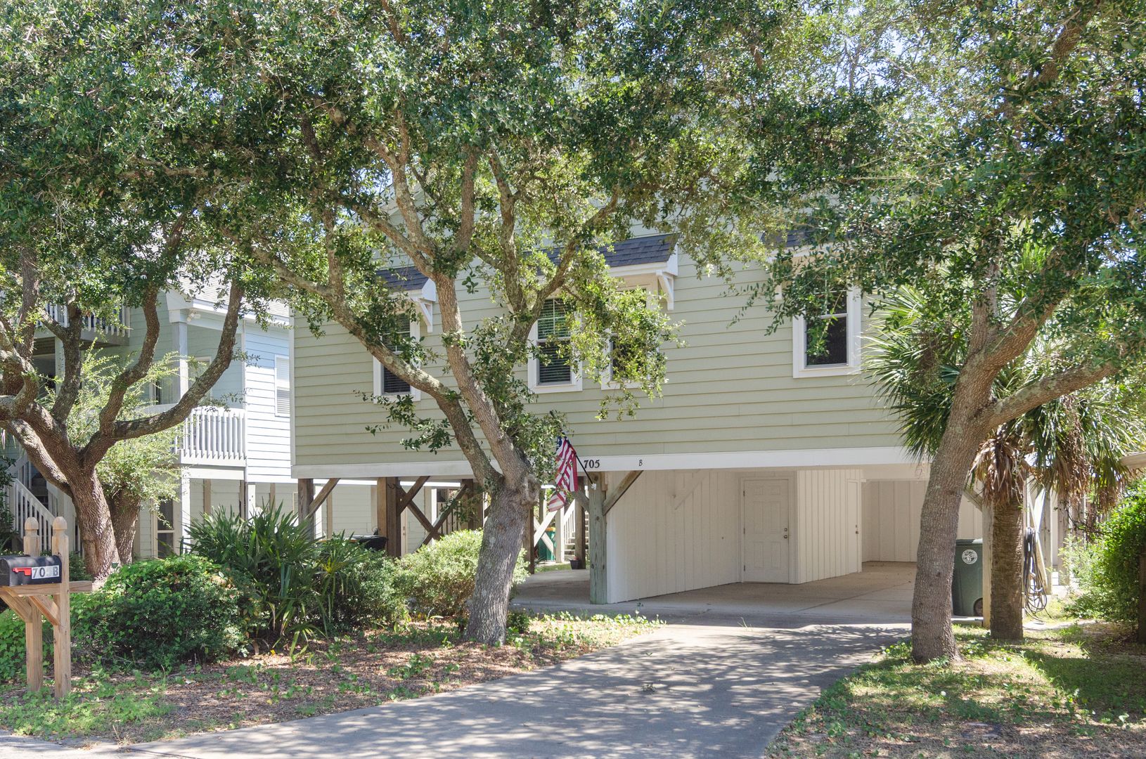 Kure Beach House: 705 Third Avenue EXT Unit B