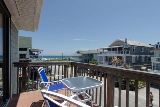 (W148) 13 East Henderson Street, Unit 1, Wrightsville Beach, NC 28480
