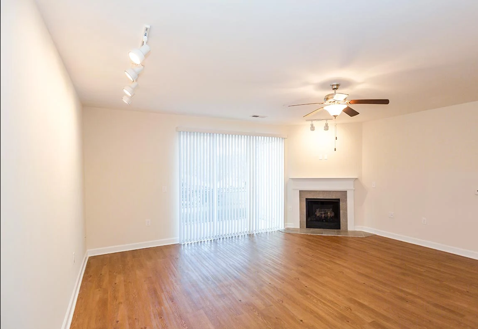 Winston-Salem Apartment: 1315 Creekshire Way