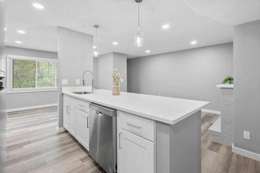Premium 2-Bedroom, 2-Bath – photo 1