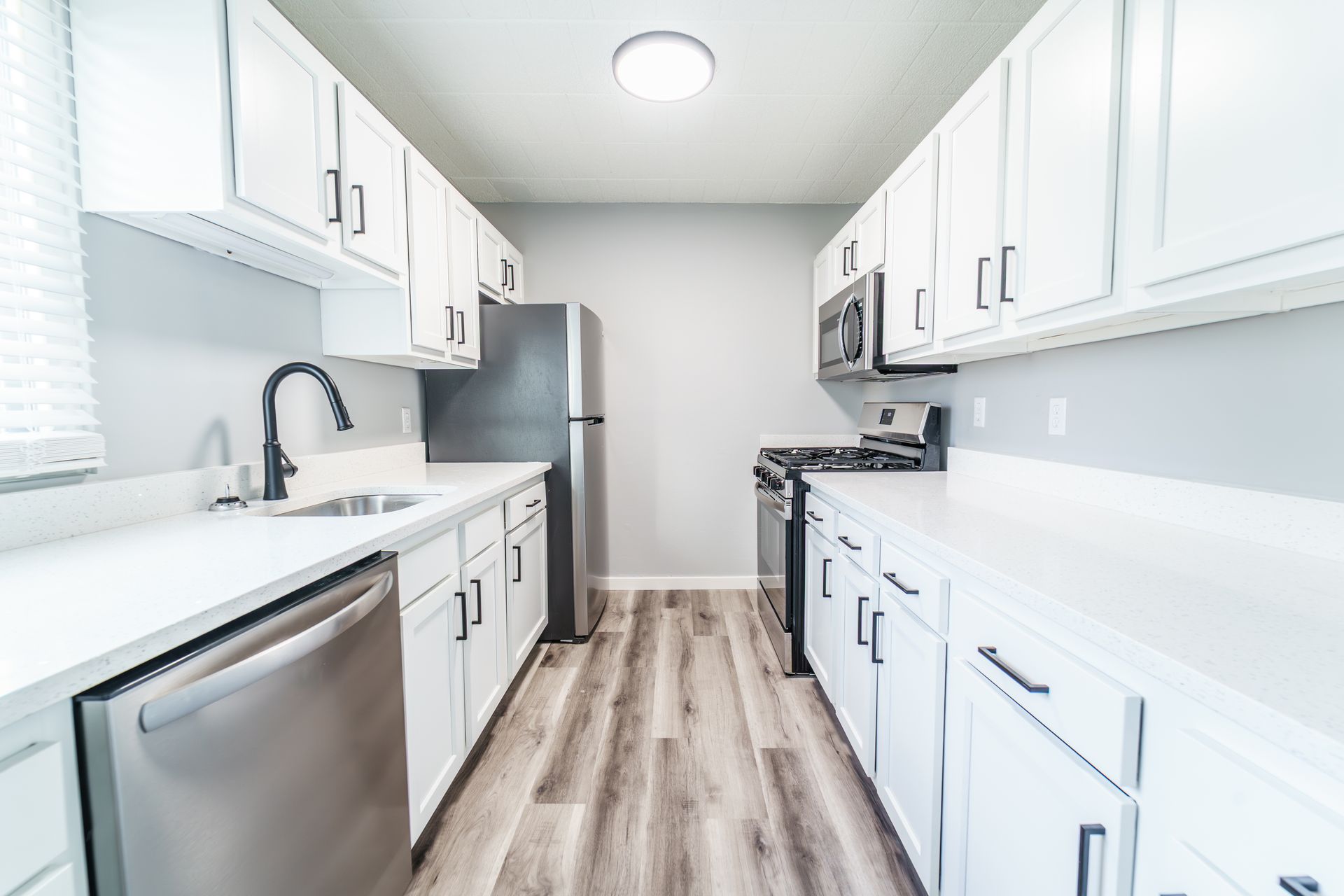 Bethel Park Apartment: 7200 Baptist Rd