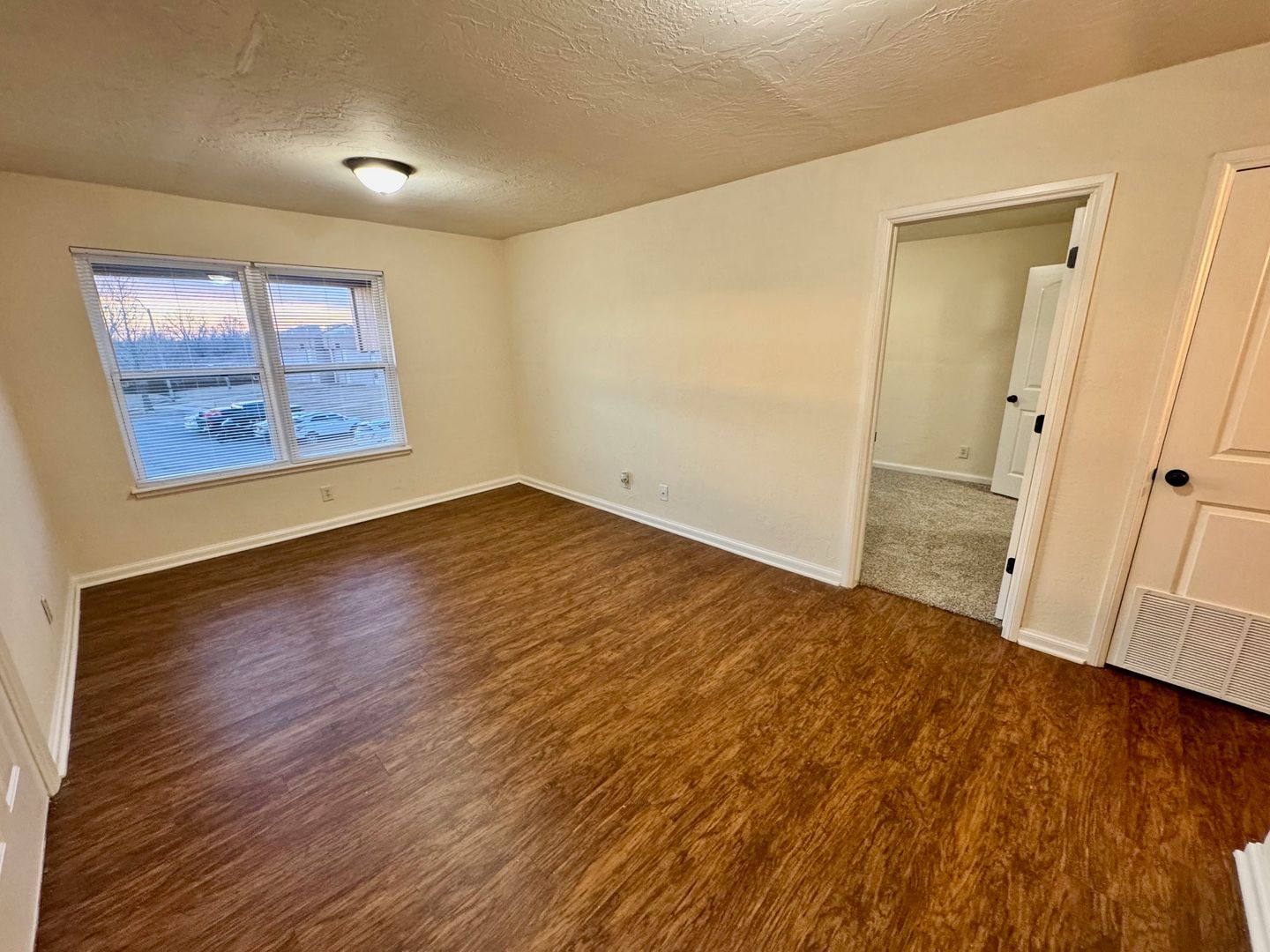 El Reno Apartment: 801 N. Willie Miner Ave.