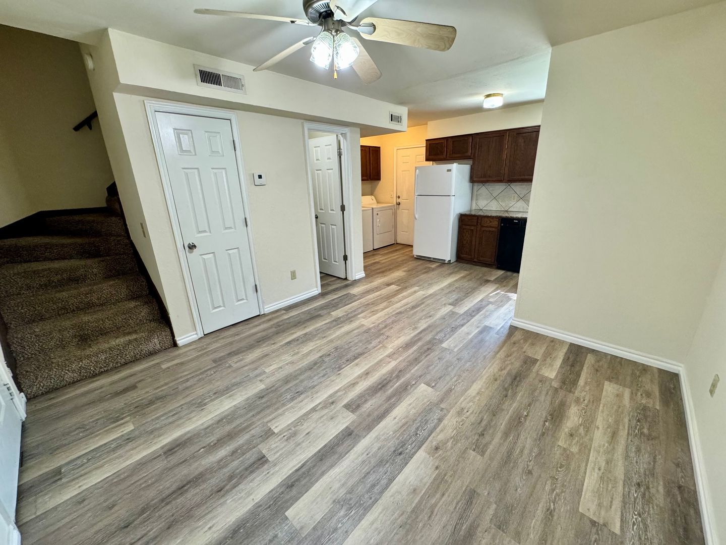 El Reno Apartment: 701 Foster-808 Jenkins