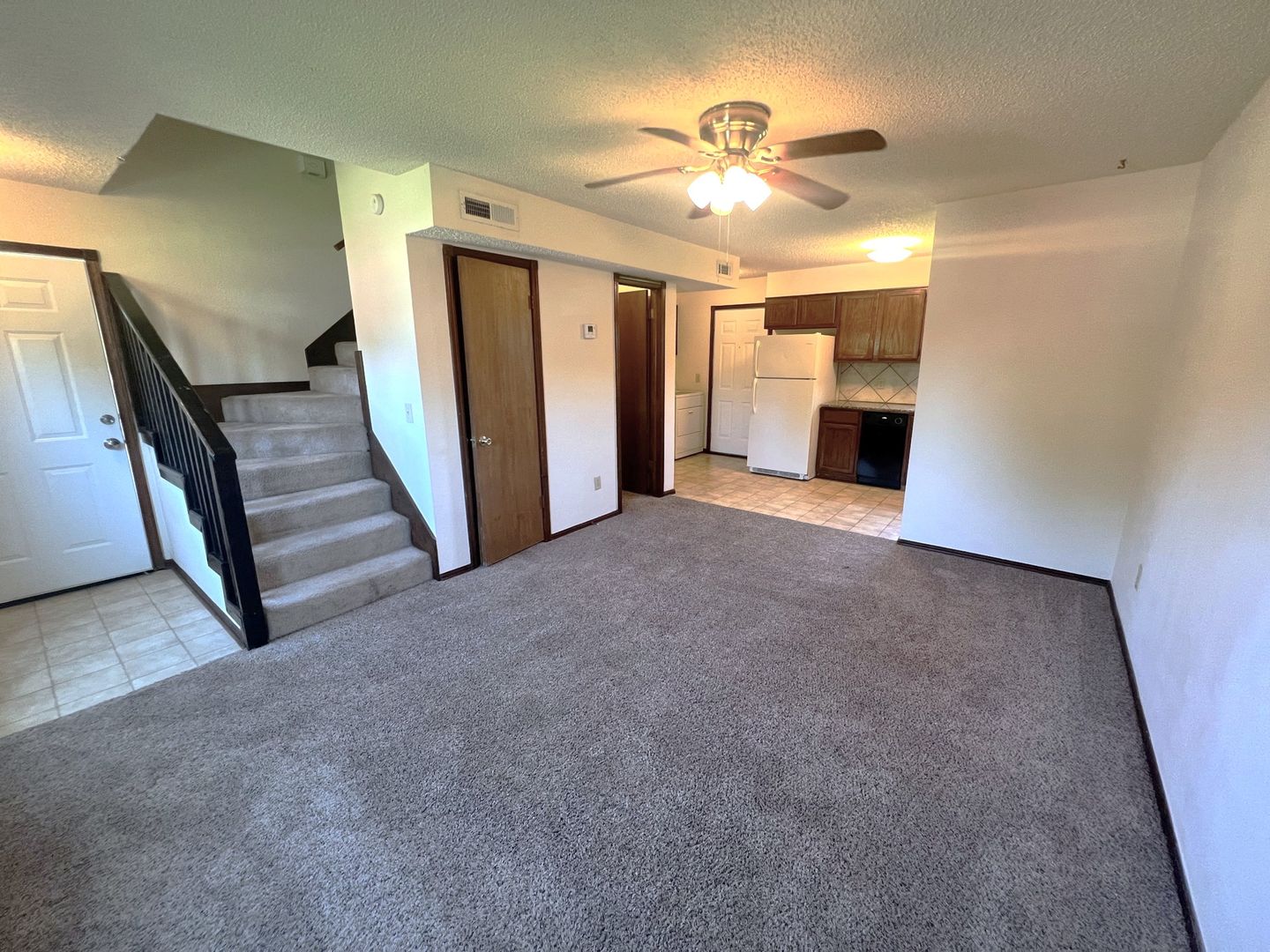 El Reno Apartment: 701 Foster-808 Jenkins