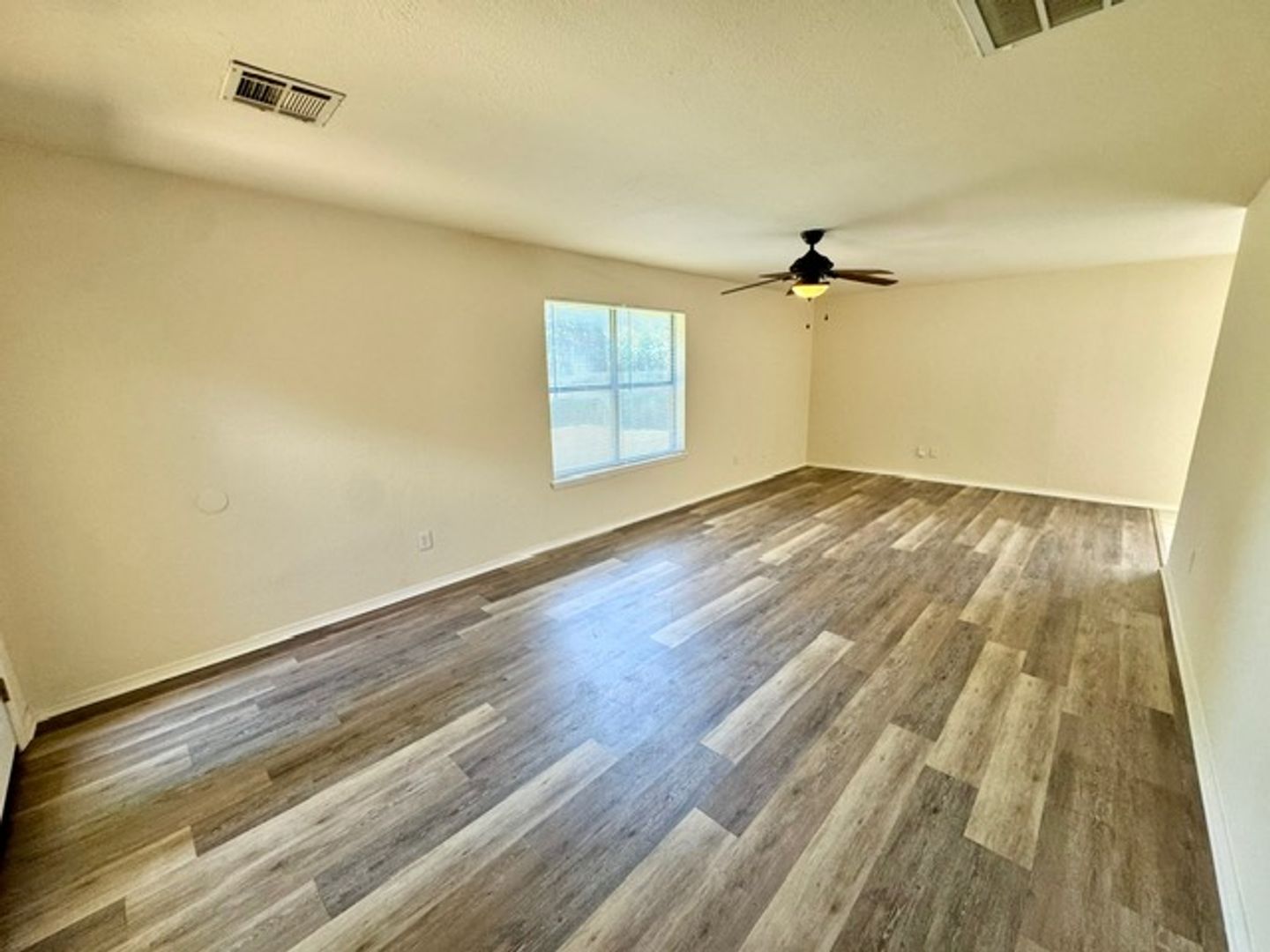 Yukon House: 116 Cottonwood Drive