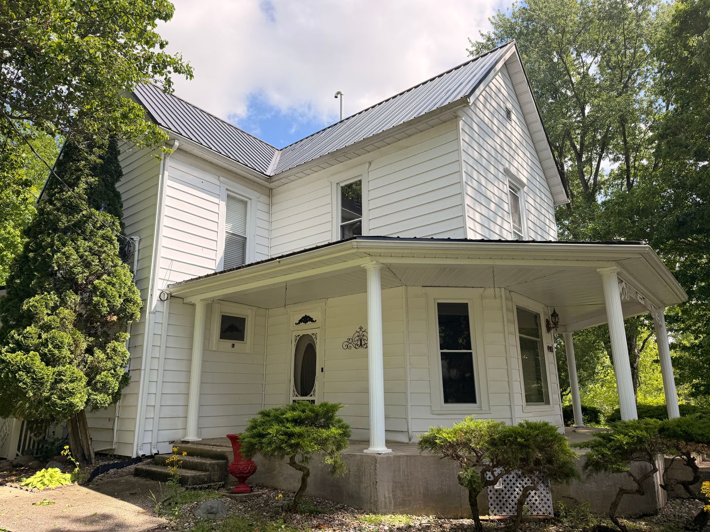 Depauw House: 14910 North NW Rd.