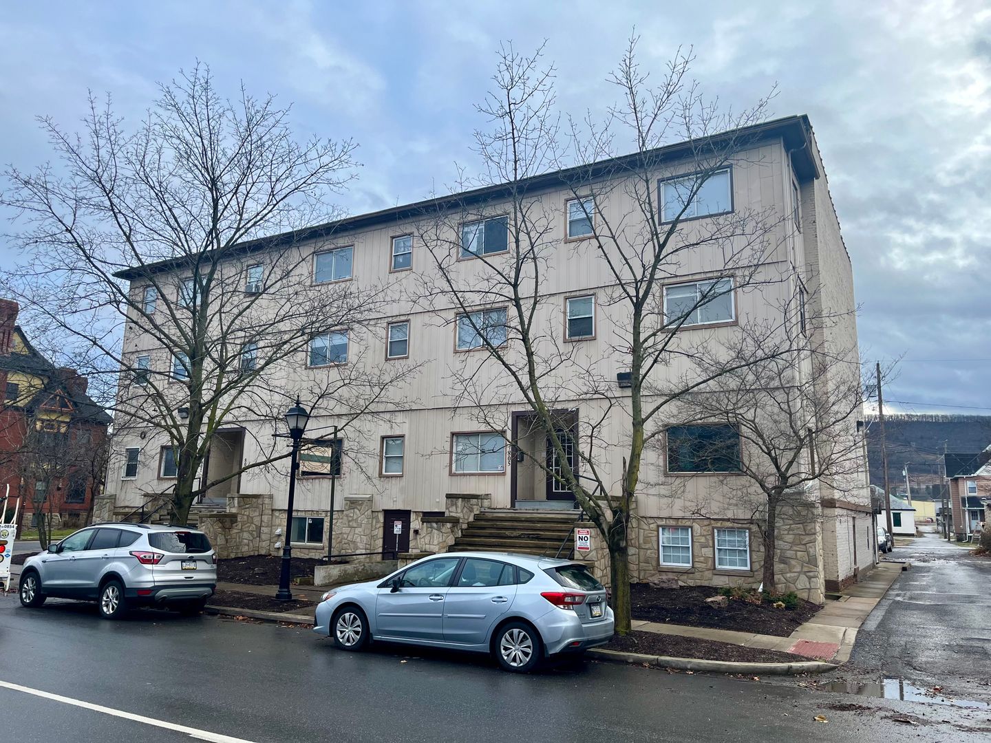 Williamsport Apartment: 801 W. 3rd Street