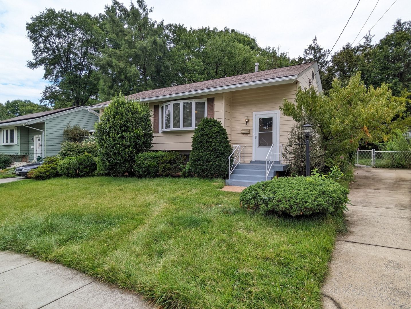 Silver Spring House: 2621 Cory Terrace