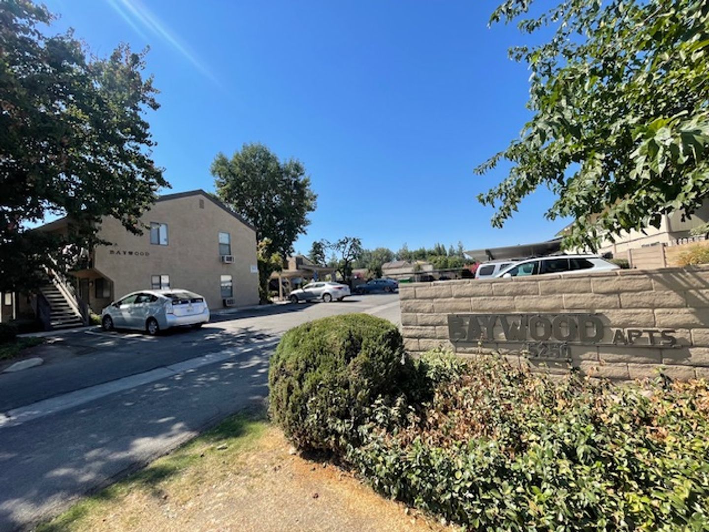 Bakersfield Apartment: 5250 Belle Terrace