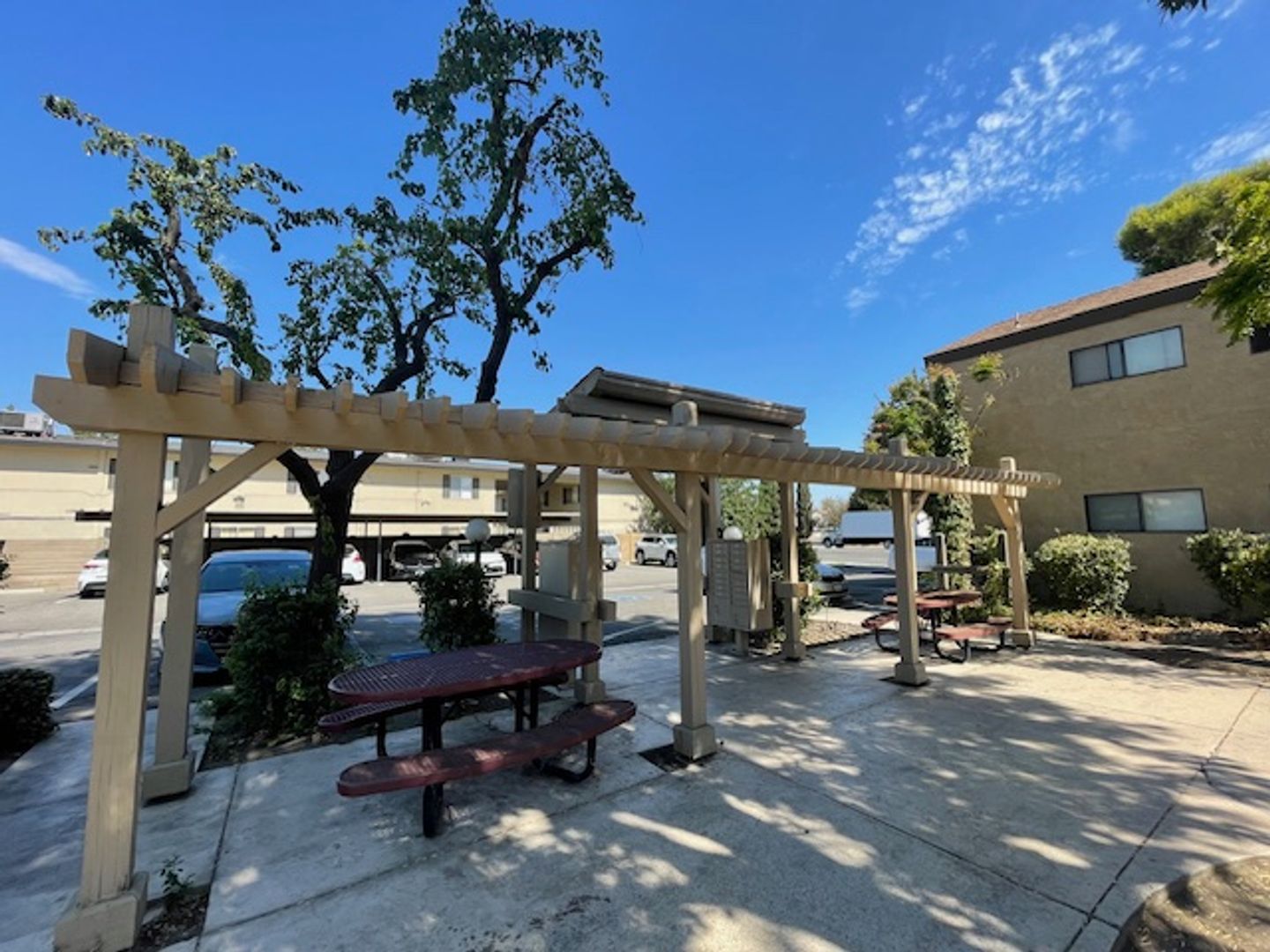 Bakersfield Apartment: 5250 Belle Terrace