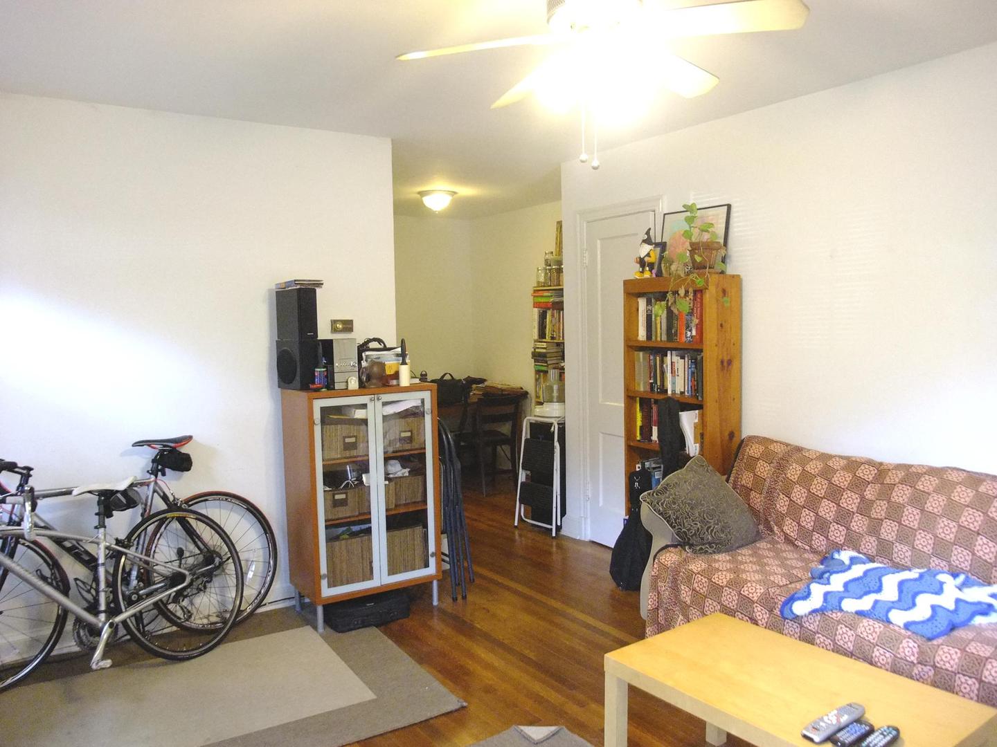Takoma Park Apartment: 8404 Greenwood Ave