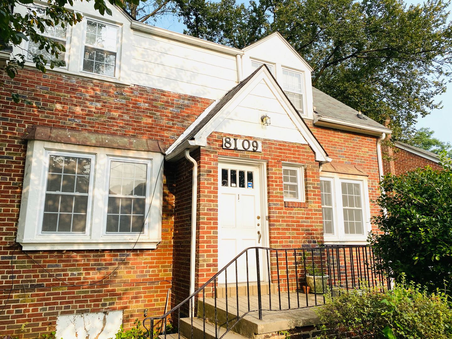 Takoma Park Apartment: 8109 Greenwood Ave