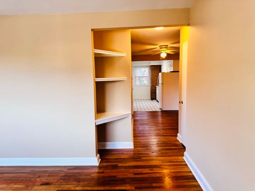 Beautiful Spacious Renovated 2 BR Apt, Hardwood Floors, Pets are Welcome – photo 1