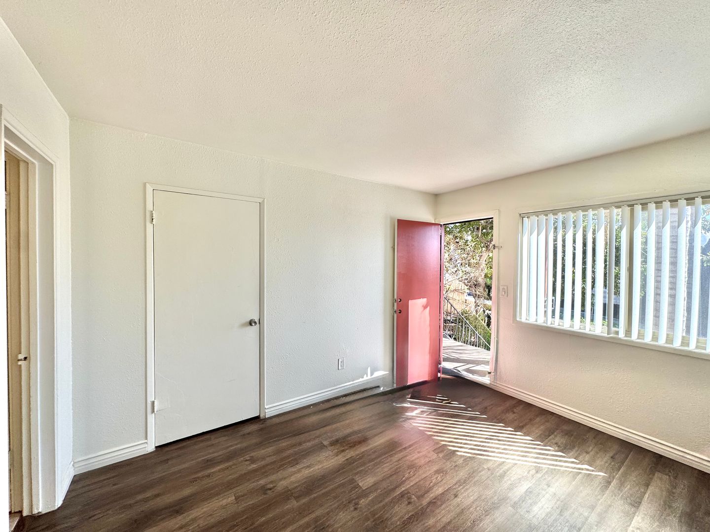 San Diego Apartment: 4750-4772 Thorn Street