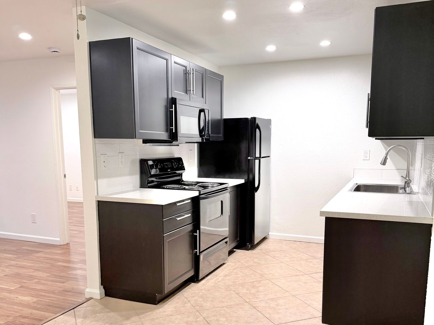 Poway Apartment: 13685 - 13687 - 13689 Cynthia Lane