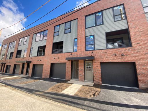 90-106 E. 10th Ave. – photo 1