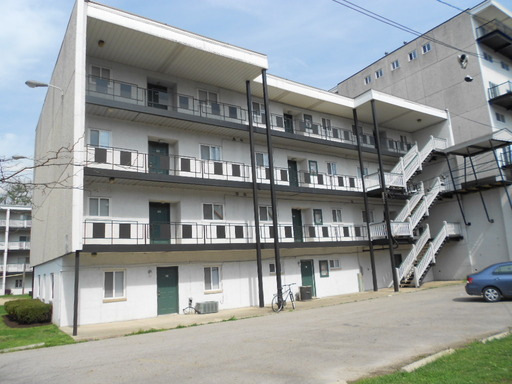 Chestnut Hill Apartments (2 Bedrooms) – photo 1