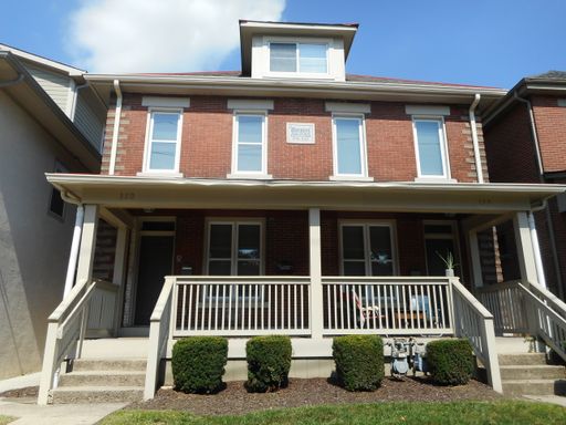 110-114 E. 11th (2 Bedroom) – photo 1