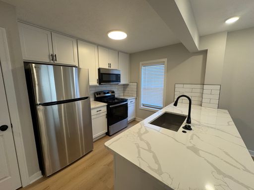 165 E. 11th Ave. – photo 1