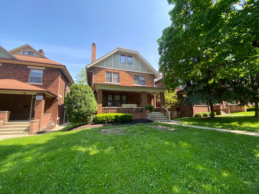 126 E. Lane Ave. (7 bedroom) – photo 1