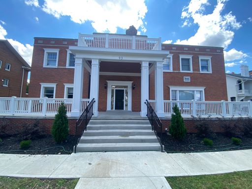 93 E. 15th Ave. – photo 1