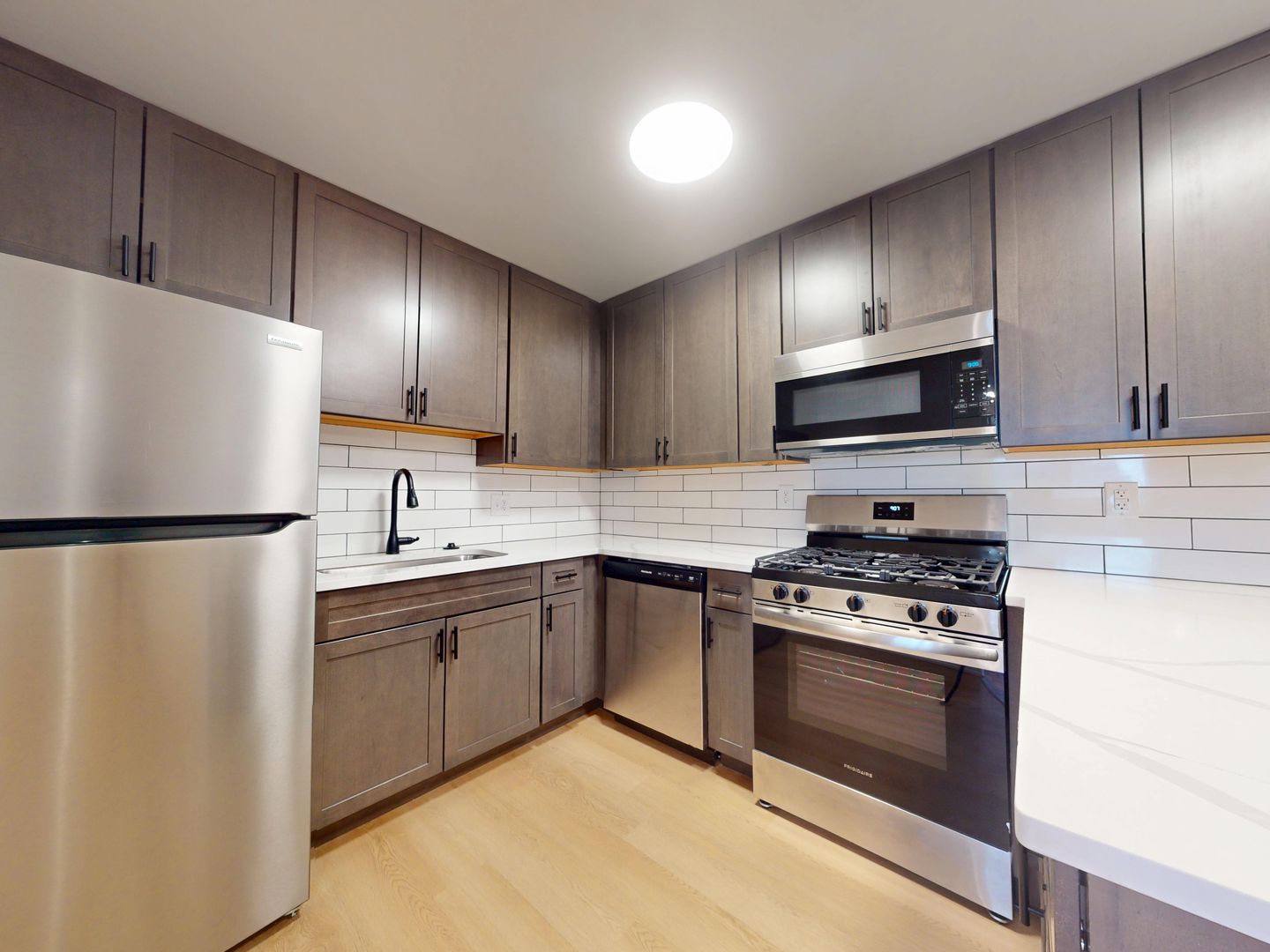 Columbus Apartment: 1400 King Ave.