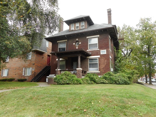 60 E. Lane Ave. – photo 1