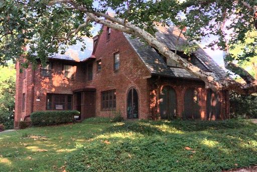 2027 Indianola Ave. – photo 1