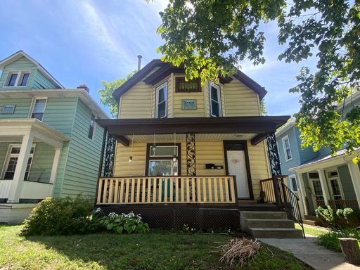 37 W. Oakland Ave. – photo 1
