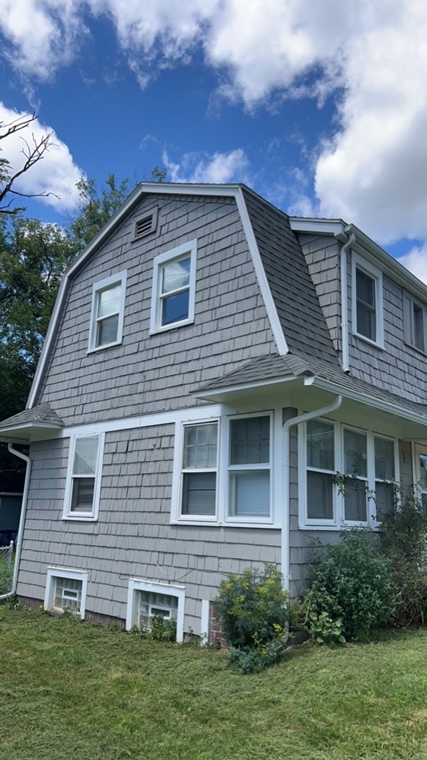 Toledo House: 554 Brighon Ave