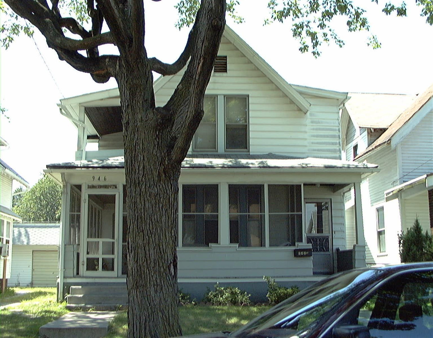 Toledo Apartment: 946 Butler St