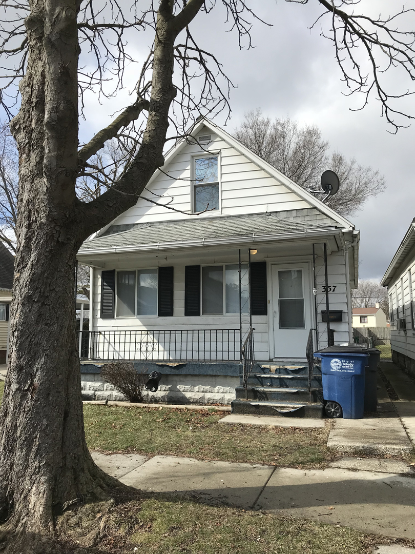 Toledo House: 357 Burger St