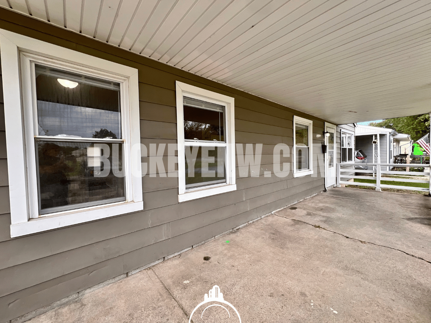 Listing photo