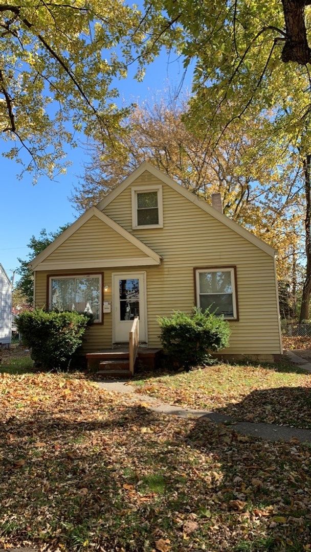 Toledo House: 3434 Beaumont Dr