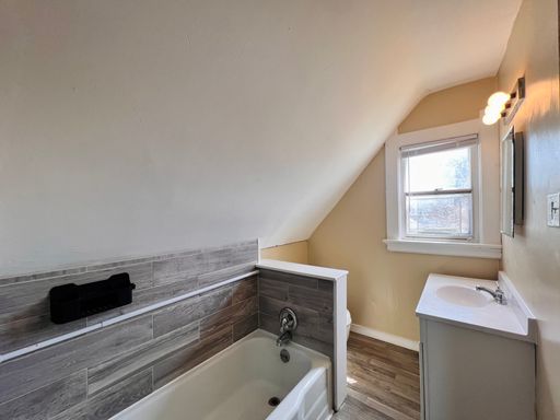 Listing photo thumbnail