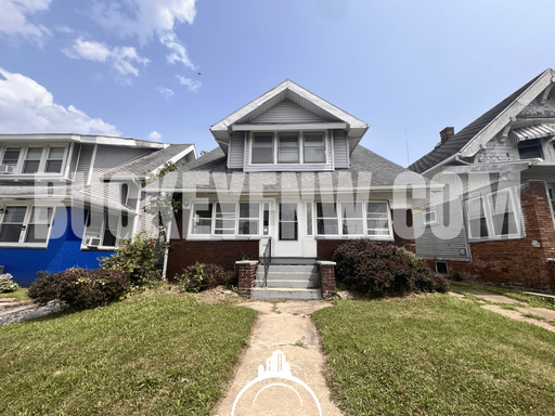 3396 Glenwood Ave, Toledo, OH 43610
