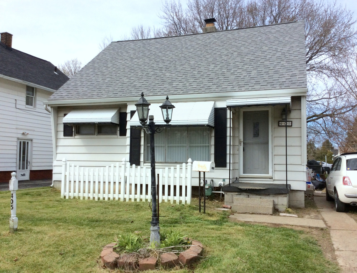 Toledo House: 405 E Manhattan