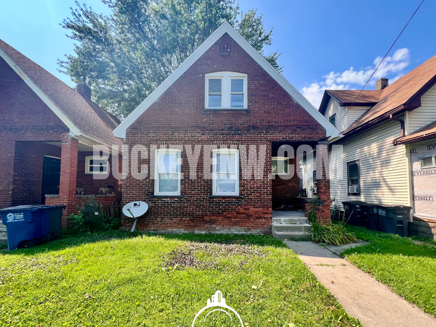 Toledo House: 2607 Chestnut St