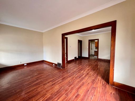 Listing photo thumbnail