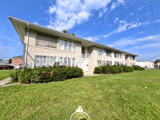 2420 Eastgate Rd - 2, Toledo, OH 43614