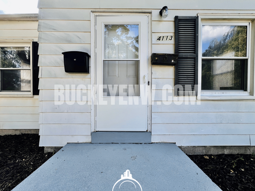 Listing photo thumbnail