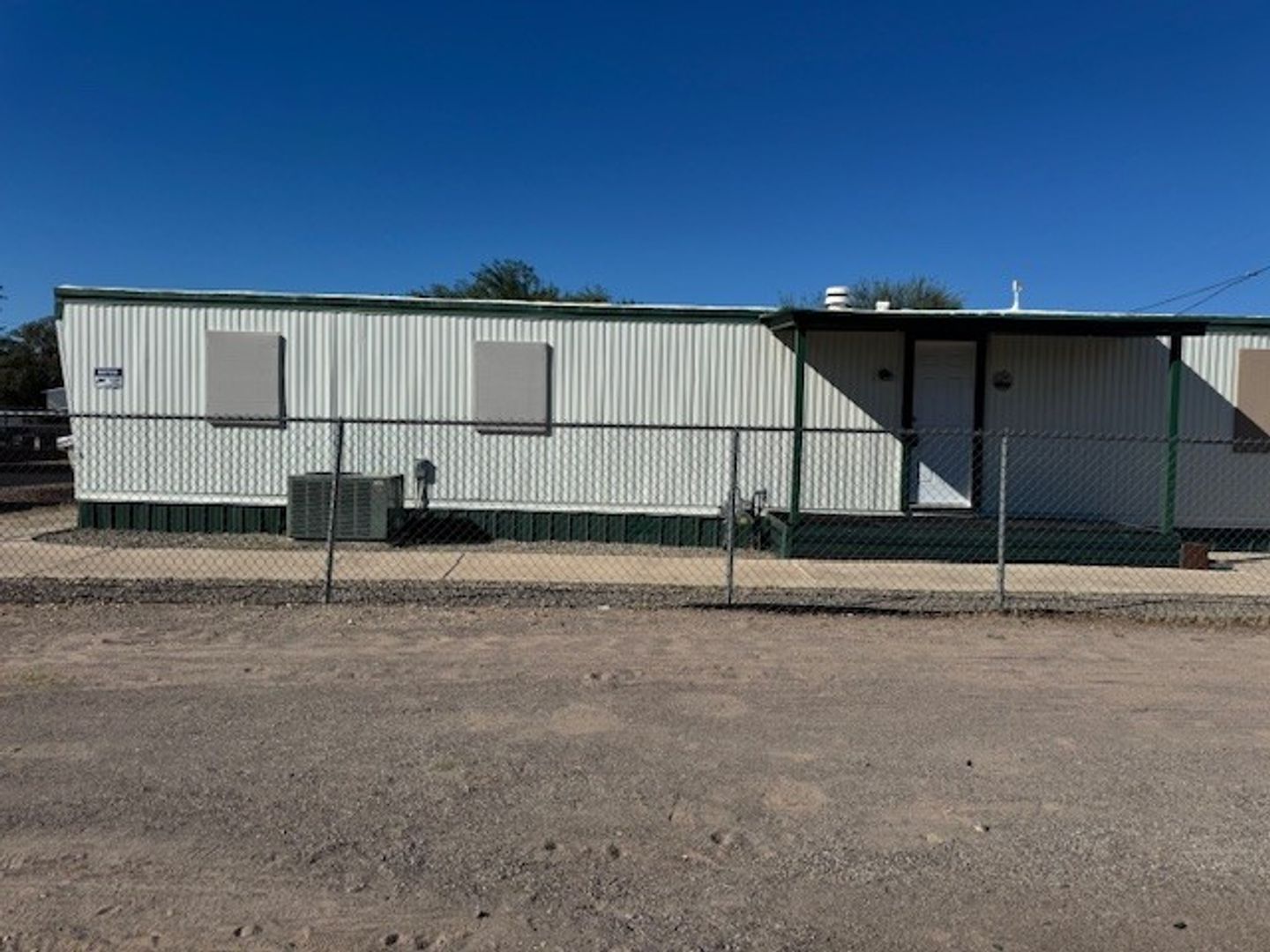 Bullhead City House: 339 Thunderbird Ln