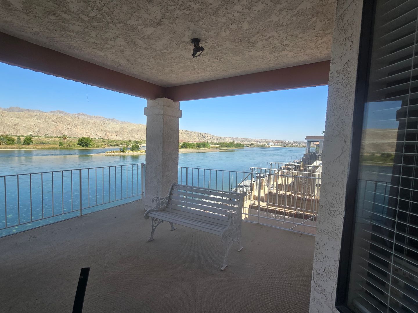 Bullhead City House: 1789 Riverside Dr