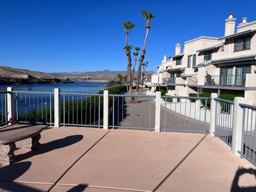 2BR Waterfront Condo with Great Views, Furnished w/Utilities Avail 4/20-5/31 – photo 1